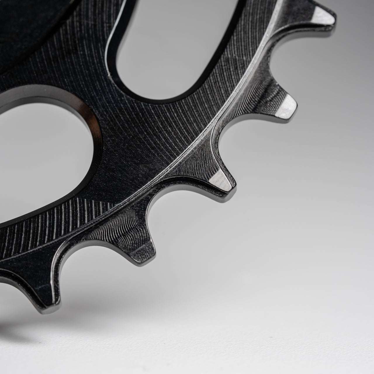 Race Face Cinch Boost direct mount chainring teeth machining detail